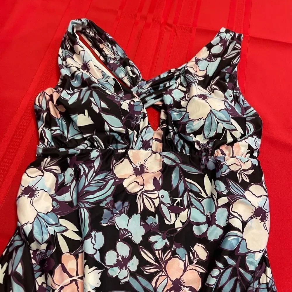 Beach Scene Collection Floral One Piece Bathing Suit Size Large - Picture 2 of 5